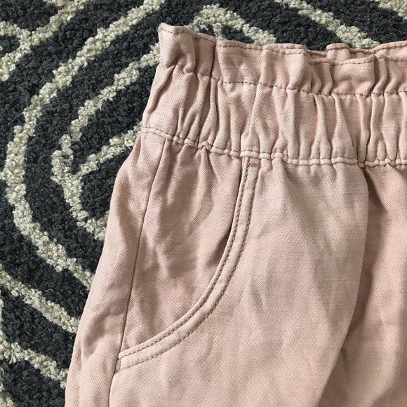 Light Pink AE Skirt - Picture 2 of 4
